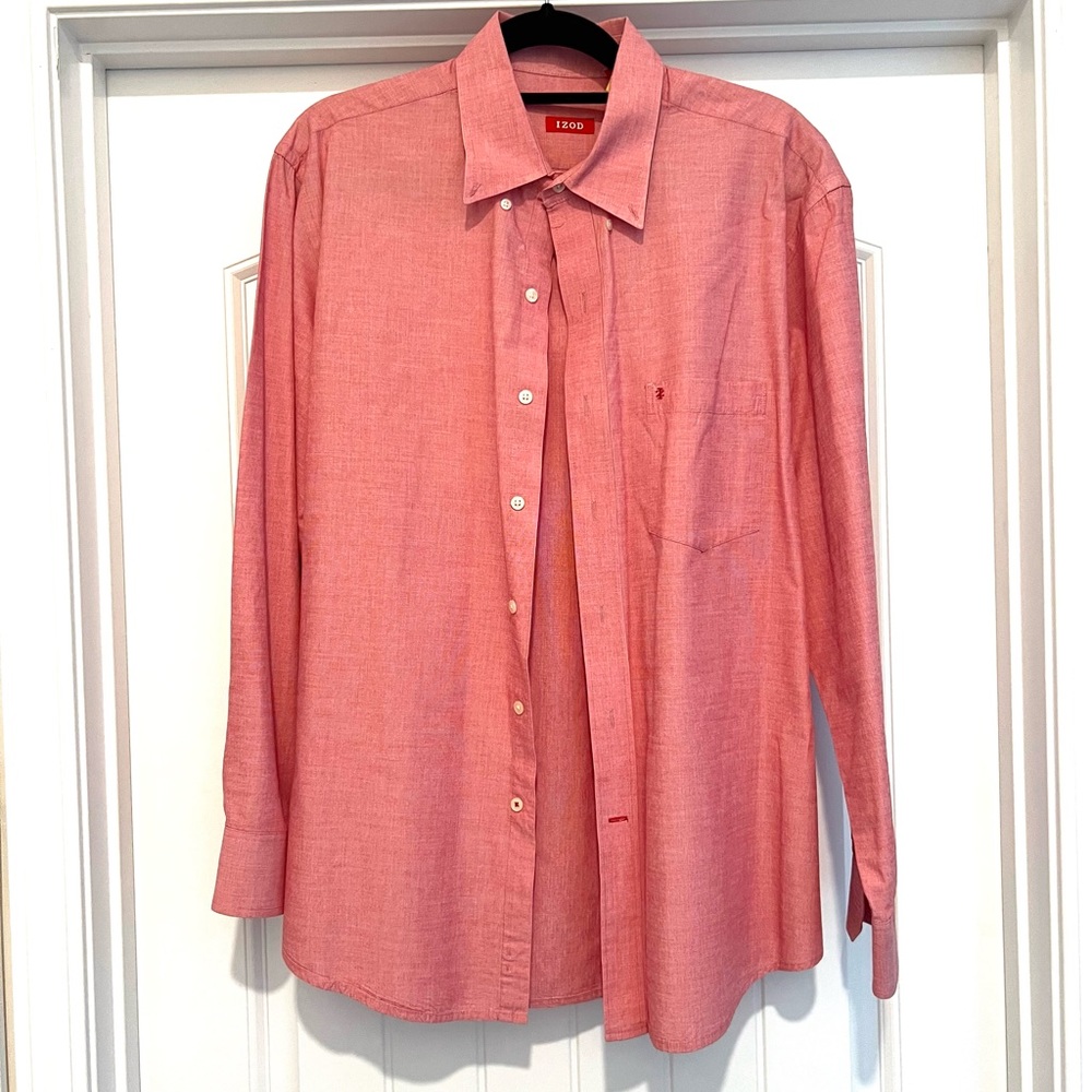 IZOD Mens Long Sleeve Button Down. Mens Size- Large.
